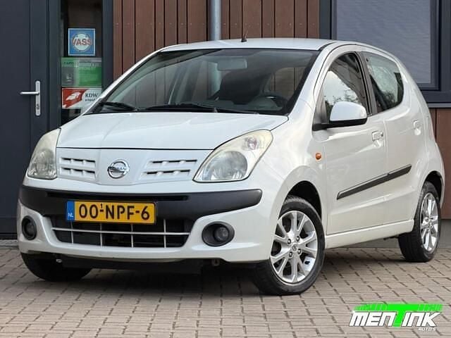 Wit Gebruikt 2010 Nissan Pixo Acenta Hatchback | € 3.450 (Eerlijke prijs) - Afbeelding 1/4