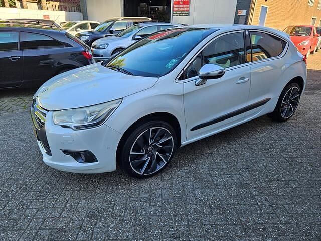 Occasion Citroën DS4 Sport Chic 200 PK (147 kW) 2012 Wit Hatchback