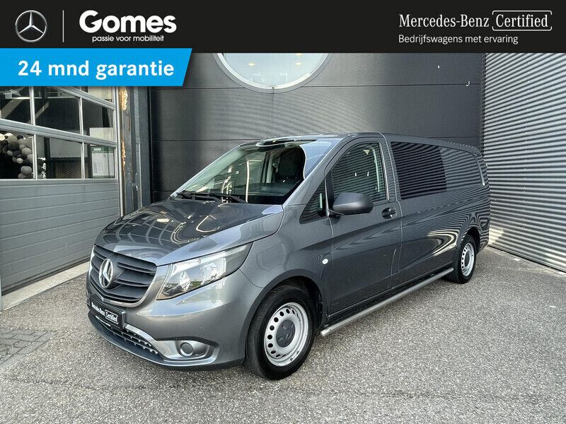 Grijs Gebruikt 2022 Mercedes Vito MPV | € 29.950 (Duur) - Afbeelding 1/4