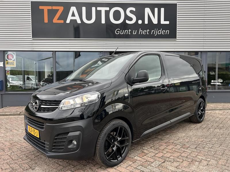 Zwart Gebruikt 2021 Opel Vivaro Edition Van | € 15.950 (Eerlijke prijs) - Afbeelding 1/4