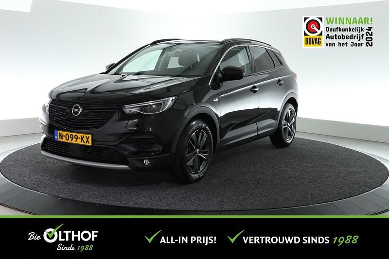 Zwart Occasion 2020 Opel Grandland X Innovation SUV | € 18.500 (Eerlijke prijs) - Afbeelding 1/4