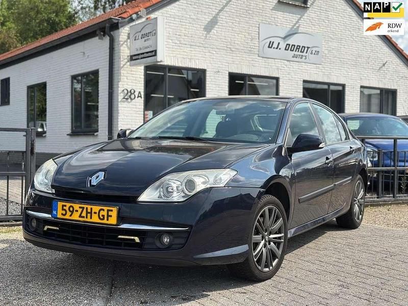 Blauw Gebruikt 2008 Renault Laguna III Expression Hatchback | € 1.999 (Iets duurder) - Afbeelding 1/4