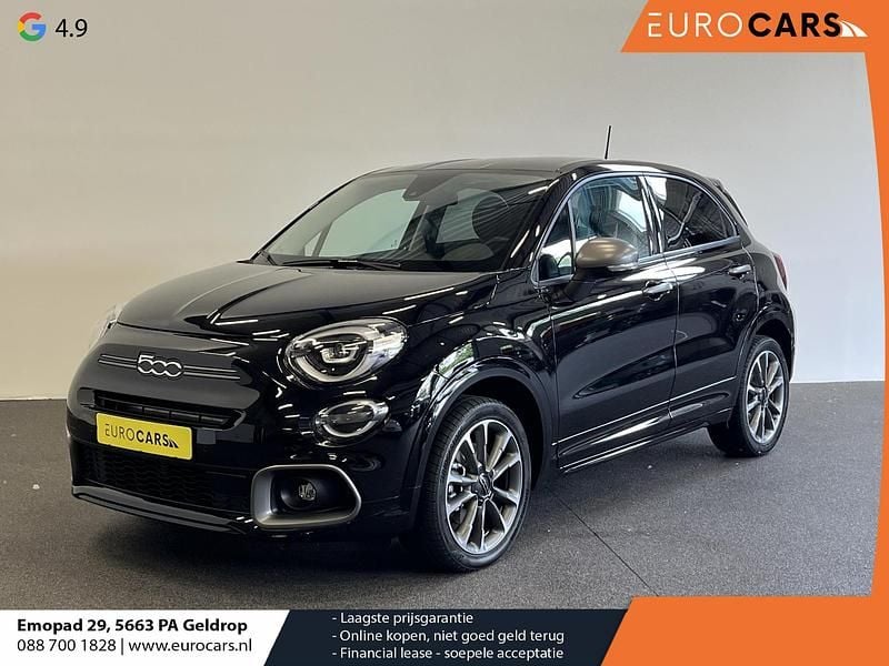 Zwart Gebruikt 2024 Fiat 500X Cross SUV | € 26.940 (Eerlijke prijs) - Afbeelding 1/4