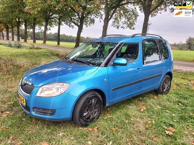 Blauw Gebruikt 2009 Skoda Roomster Tour MPV | € 2.250 (Eerlijke prijs) - Afbeelding 1/4
