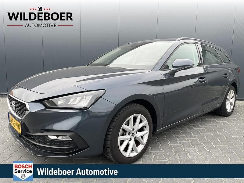 Grijs Gebruikt 2023 Seat Leon Reference Stationwagen | € 19.949 (Eerlijke prijs) - Afbeelding 1/4