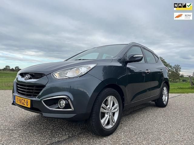 Grijs Gebruikt 2010 Hyundai ix35 Style SUV | € 6.750 (Goede deal) - Afbeelding 1/4