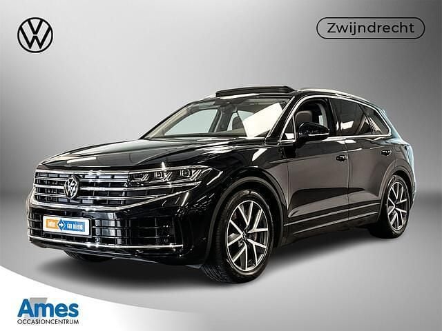 Zwart Gebruikt 2025 VW Touareg Elegance SUV | € 79.995 (Eerlijke prijs) - Afbeelding 1/3