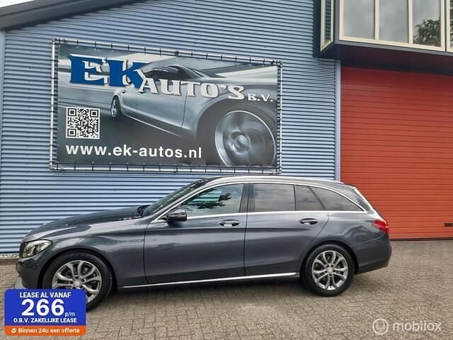 Grijs Occasion 2015 Mercedes C180 Stationwagen | € 16.445 (Eerlijke prijs) - Afbeelding 1/4