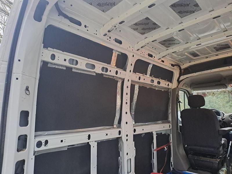 Wit Occasion 2014 Opel Movano Sedan | € 6.250 (Eerlijke prijs) - Afbeelding 1/4