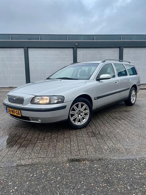 Gebruikt 2004 Volvo V70 Stationwagen | € 2.999 (Goede deal) - Afbeelding 1/4