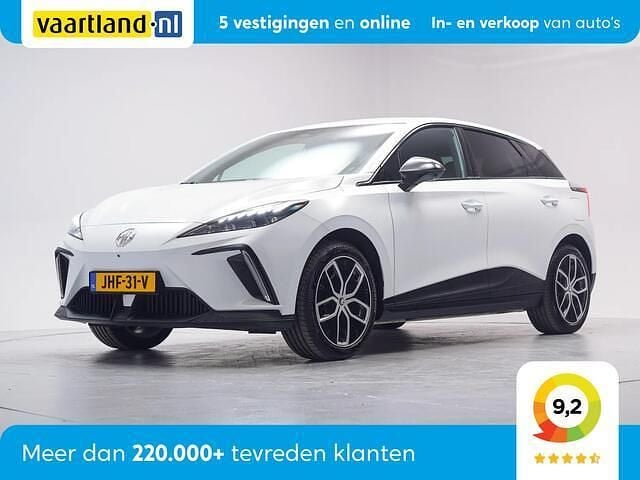 Wit Gebruikt 2023 MG MG4 EV Luxury Hatchback | € 19.845 (Goede deal) - Afbeelding 1/4