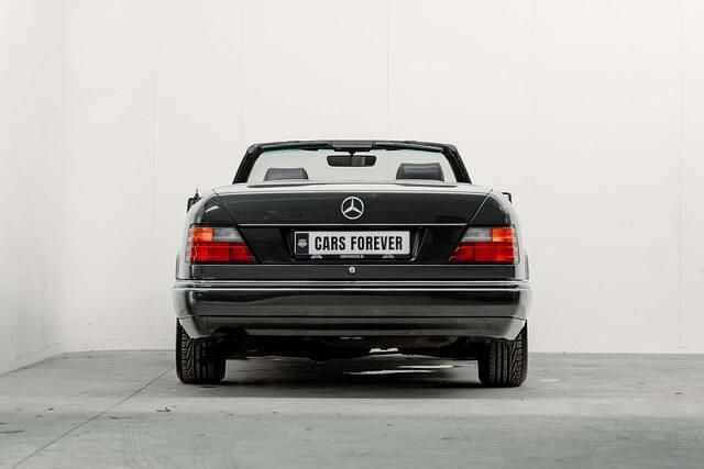 Occasion Mercedes E300 220 PK (161 kW) 1993 Paars Cabriolet