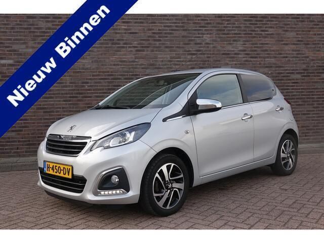 Grijs Gebruikt 2020 Peugeot 108 Allure Hatchback | € 7.945 (Eerlijke prijs) - Afbeelding 1/4