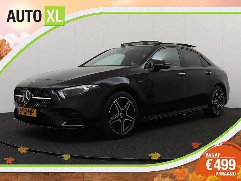 Zwart Gebruikt 2020 Mercedes A250 Business Sedan | € 26.940 (Iets duurder) - Afbeelding 1/4