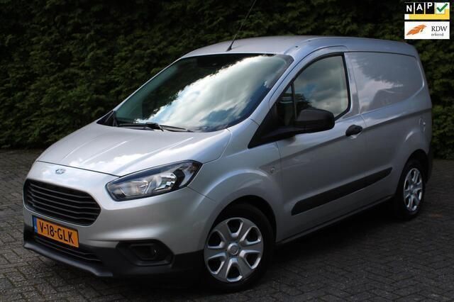 Grijs Gebruikt 2020 Ford Transit Trend Van | € 7.295 (Goede deal) - Afbeelding 1/4