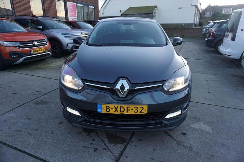 Occasion Renault Mégane III LIMITED 116 PK (85 kW) 2014 Grijs (metallic) Hatchback