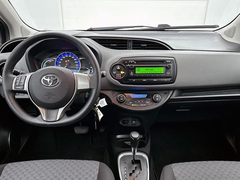 Occasion Toyota Yaris Hybrid 2017 Bruin Hatchback