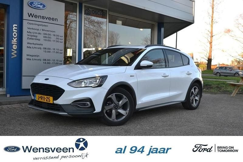 Wit Gebruikt 2020 Ford Focus Active Hatchback | € 15.340 (Eerlijke prijs) - Afbeelding 1/3