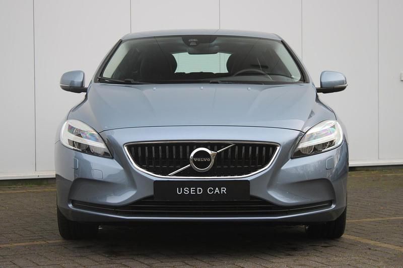 Occasion Volvo V40 Momentum 123 PK (90 kW) 2016 Blauw Hatchback