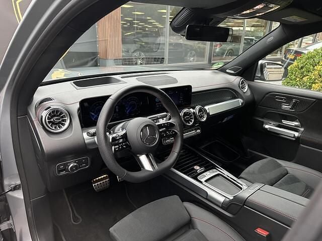Occasion Mercedes EQB250+ AMG line 139 kW (190 PK) 2025 Overige SUV