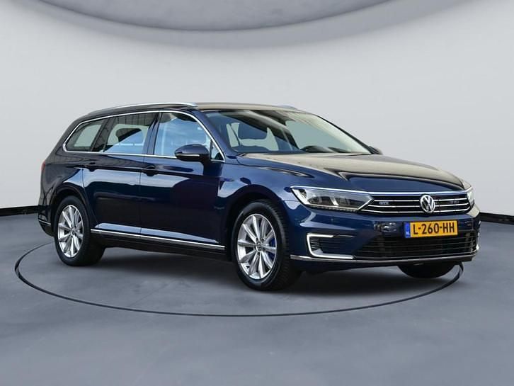 Occasion VW Passat GTE 157 PK (115 kW) 2017 Blauw Stationwagen