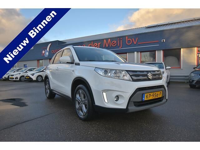 Wit Occasion 2016 Suzuki Vitara Exclusive SUV | € 14.750 (Iets duurder) - Afbeelding 1/4