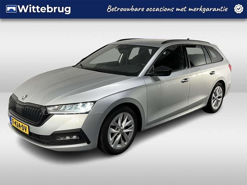 Grijs Occasion 2023 Skoda Octavia Business Line Stationwagen | € 24.950 (Eerlijke prijs) - Afbeelding 1/2
