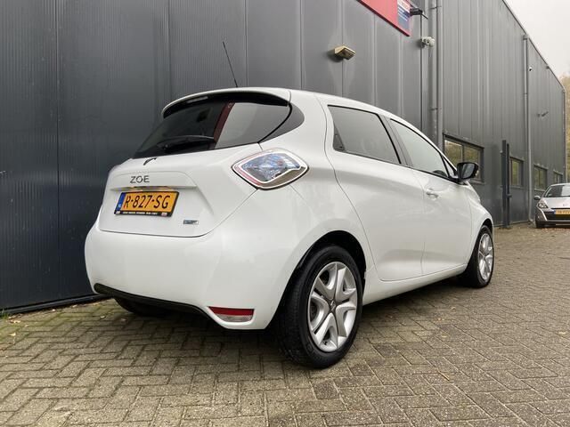 Occasion Renault Zoe Life 68 kW (93 PK) 2019 Wit Hatchback