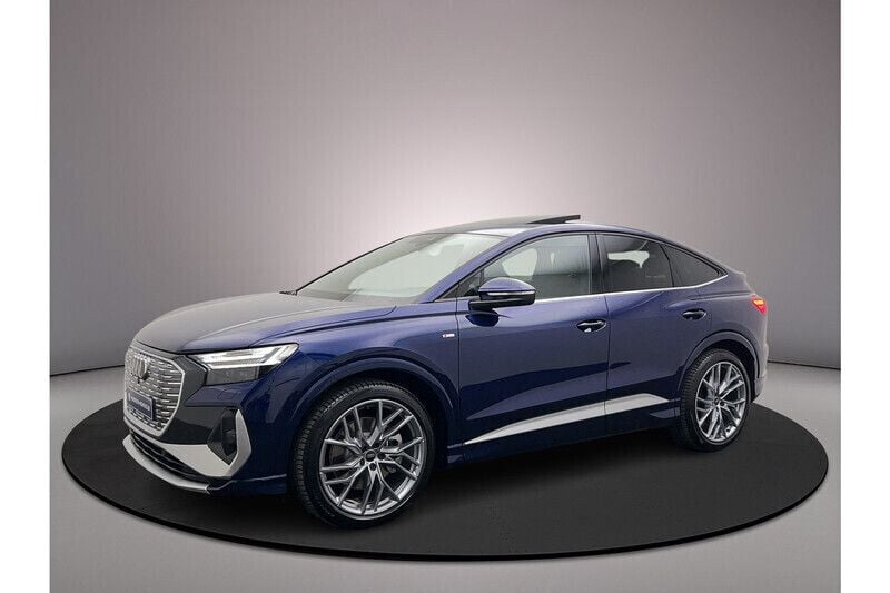 Blauw Nieuw 2025 Audi Q4 Sportback e-tron Ambiente SUV | € 59.950 (Goede deal) - Afbeelding 1/4