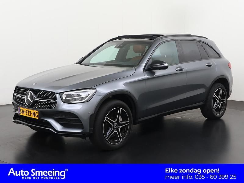 Grijs Gebruikt 2022 Mercedes GLC300e Premium Plus SUV | € 52.690 (Duur) - Afbeelding 1/4