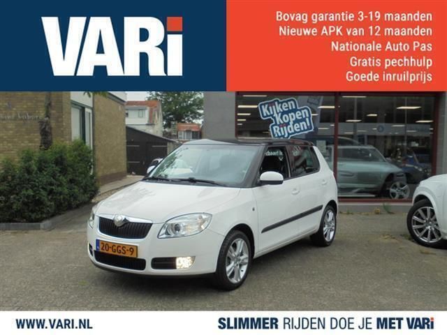 Wit Gebruikt 2008 Skoda Fabia Sport Sedan | € 4.299 (Eerlijke prijs) - Afbeelding 1/4