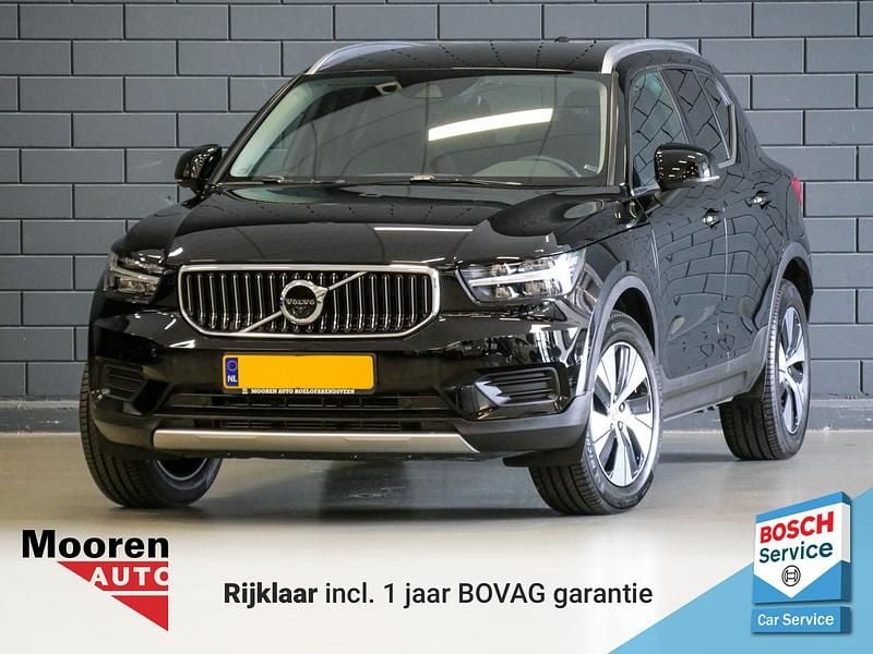 Zwart Gebruikt 2021 Volvo XC40 Inscription SUV | € 29.950 (Super prijs) - Afbeelding 1/4