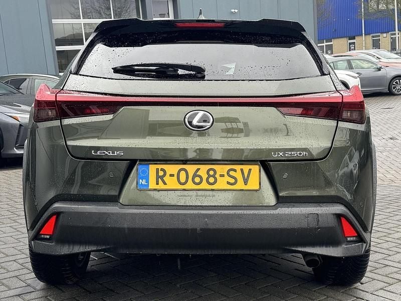 Occasion Lexus UX Business Edition 184 PK (135 kW) 2023 Groen SUV