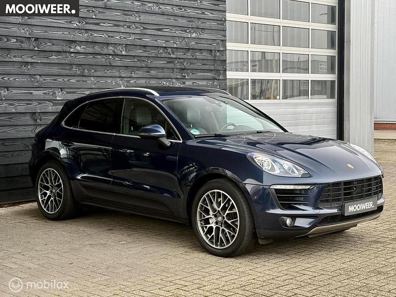 Blauw Occasion 2015 Porsche Macan SUV | € 26.990 (Iets duurder) - Afbeelding 1/4