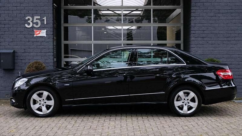 Occasion Mercedes E200 184 PK (135 kW) 2009 Zwart Sedan