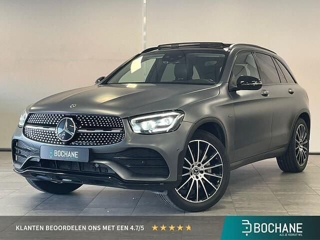 Grijs Gebruikt 2021 Mercedes GLC300 AMG line SUV | € 39.900 (Eerlijke prijs) - Afbeelding 1/4