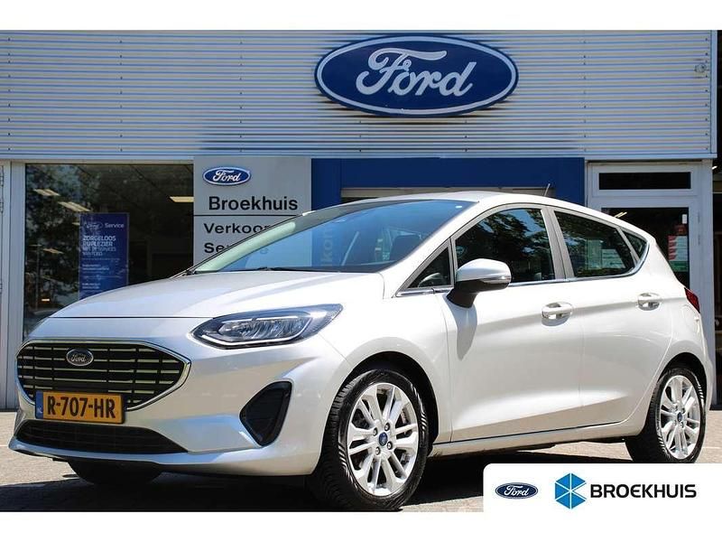 Blauw Gebruikt 2022 Ford Fiesta Titanium Hatchback | € 12.400 (Goede deal) - Afbeelding 1/4