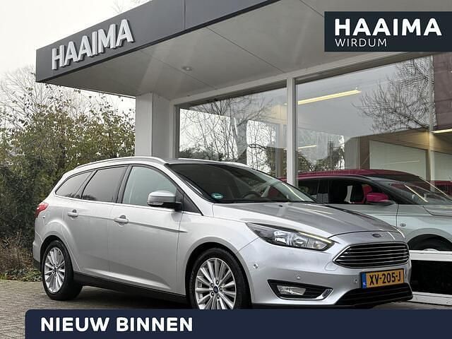 Grijs Gebruikt 2018 Ford Focus Titanium Stationwagen | € 9.450 (Iets duurder) - Afbeelding 1/4