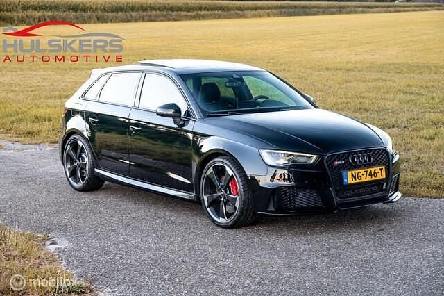 Zwart Gebruikt 2016 Audi RS3 S-Line Sedan | € 36.500 (Eerlijke prijs) - Afbeelding 1/4