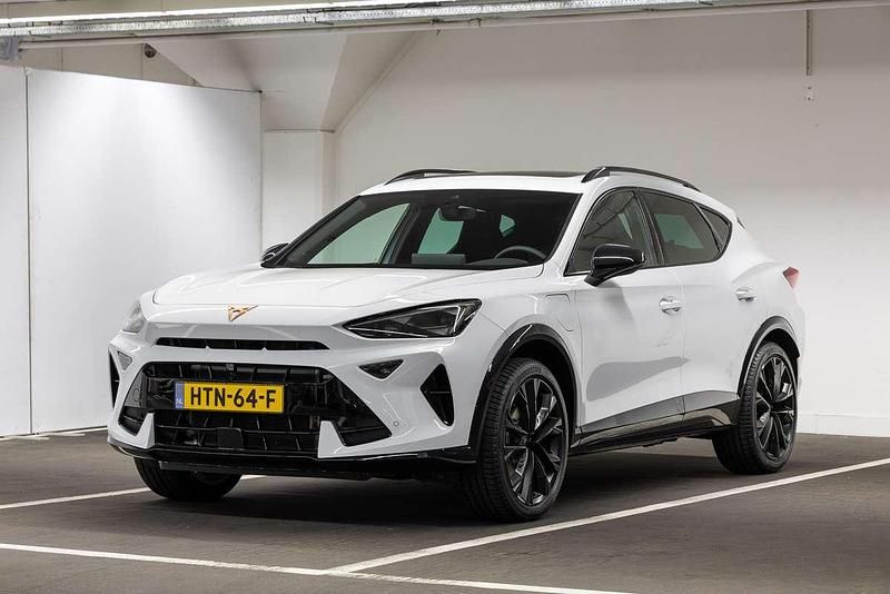 Wit, metallic lak Gebruikt 2025 Cupra Formentor SUV | € 48.990 - Afbeelding 1/4