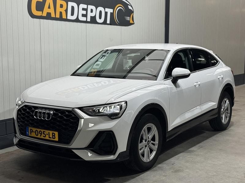 Wit Gebruikt 2021 Audi Q3 Sportback Proline SUV | € 33.449 (Goede deal) - Afbeelding 1/4