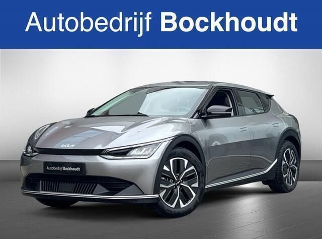 Grijs Gebruikt 2023 Kia EV6 4 SUV | € 36.900 (Super prijs) - Afbeelding 1/4