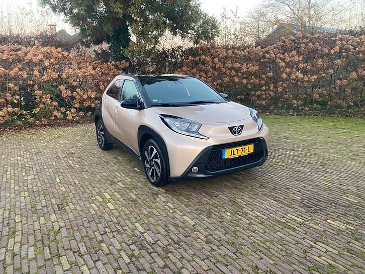 Gebruikt 2023 Toyota Aygo X Pulse SUV | € 13.200 (Super prijs) - Afbeelding 1/4