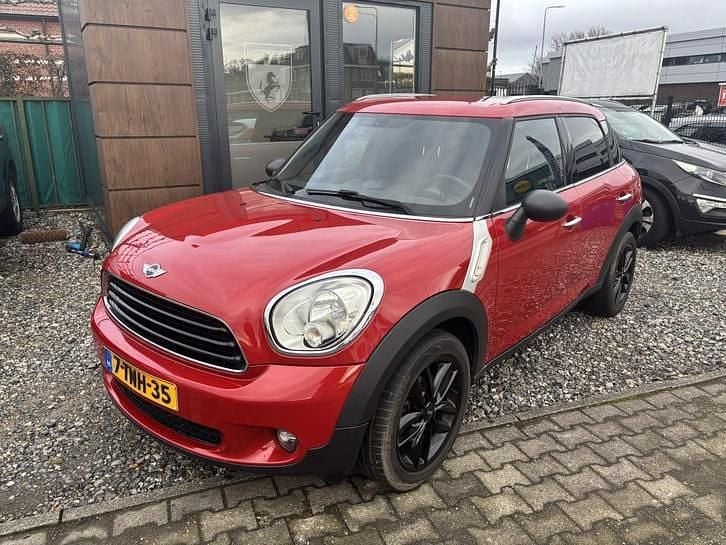 Rood Occasion 2014 Mini One Countryman SUV | € 4.990 (Super prijs) - Afbeelding 1/4