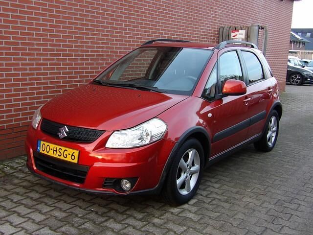 Oranje Occasion 2009 Suzuki SX4 MPV | € 3.750 (Goede deal) - Afbeelding 1/4