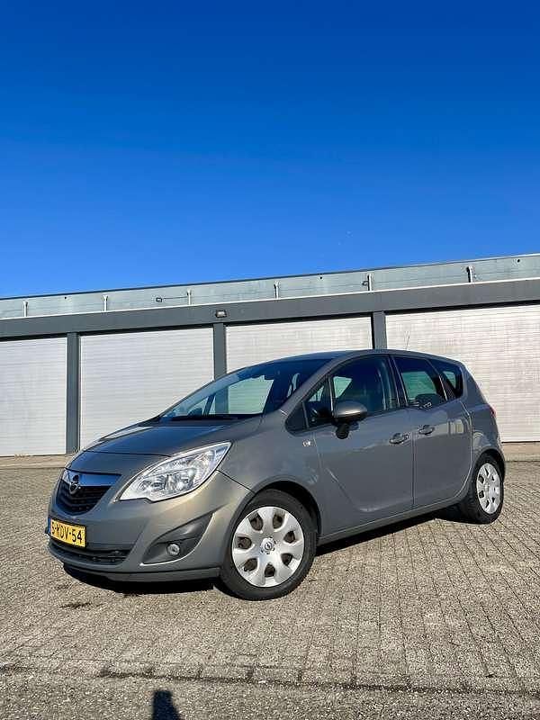 Occasion Opel Meriva 101 PK (74 kW) 2013 Bruin MPV