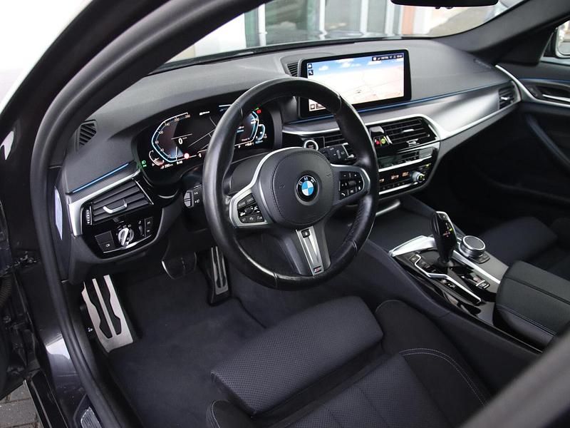Occasion BMW 530 M Sport 293 PK (215 kW) 2021 Grijs Stationwagen