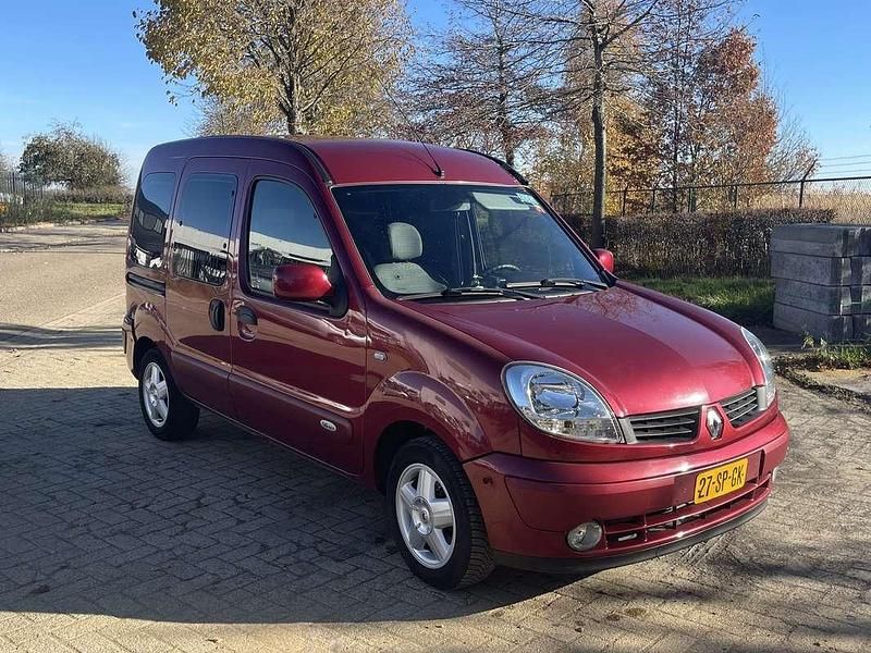 Gebruikt 2006 Renault Kangoo Privilege Stationwagen | € 3.600 (Duur) - Afbeelding 1/4