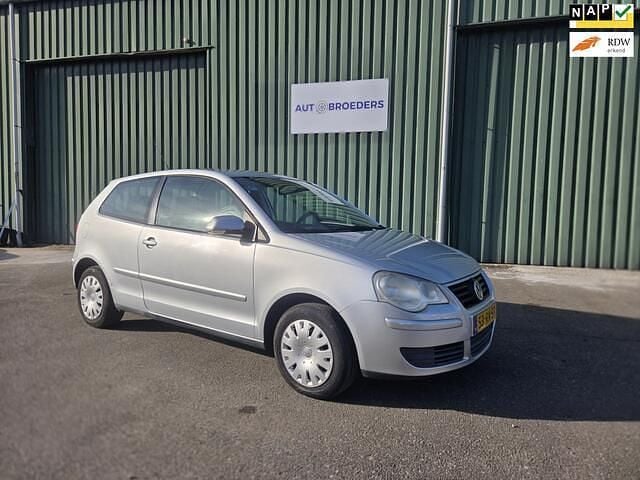 Occasion VW Polo 75 PK (55 kW) 2005 Grijs Hatchback