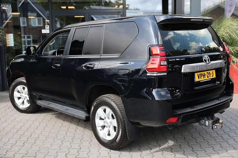Occasion Toyota Land Cruiser 204 PK (150 kW) 2022 Zwart SUV